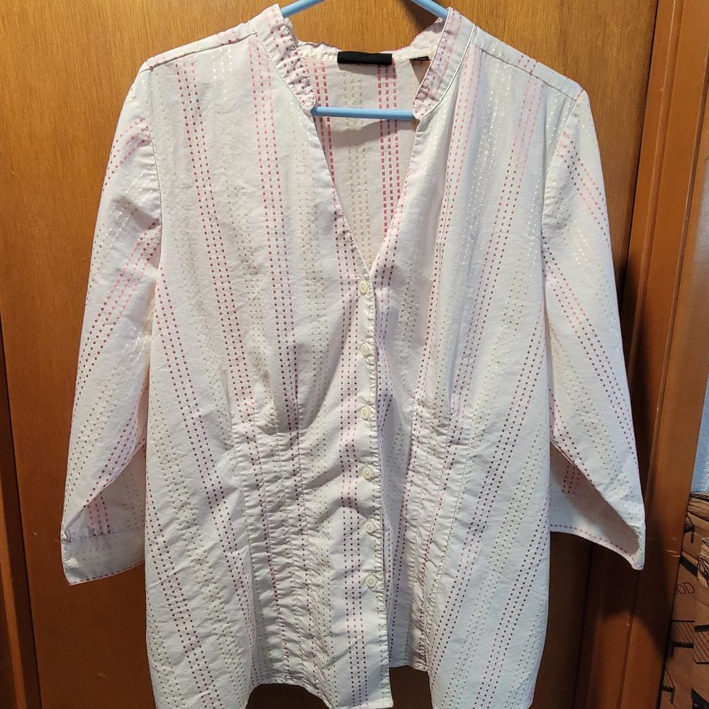 Avenue Cream Colored 3/4 Sleeve Button Down Top sz 18/20